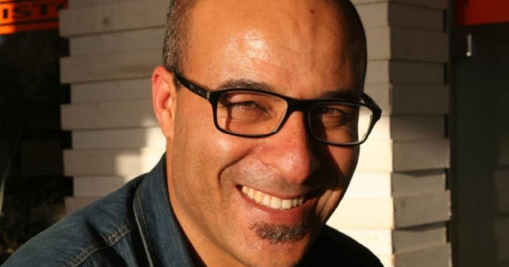 الناقد السينمائي محمد اشويكة يُوقّع «فلسفة السينما» في سلا